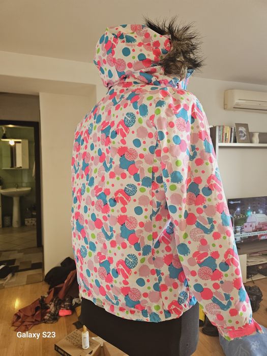 Costum Ski Waterproof fetite .250 lei