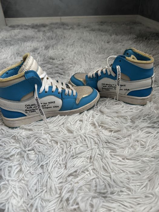 Off white Jordan 1 UNC