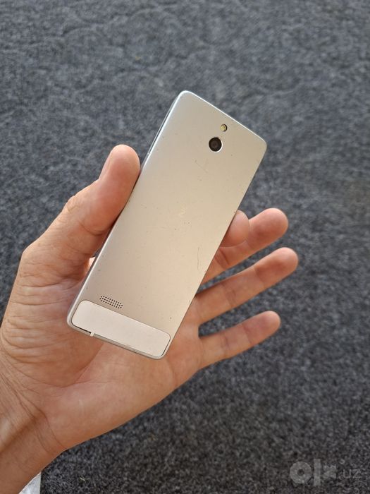 Nokia 515 white sotladi