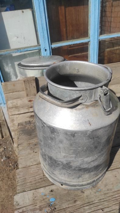 Продам бидон 40 литров