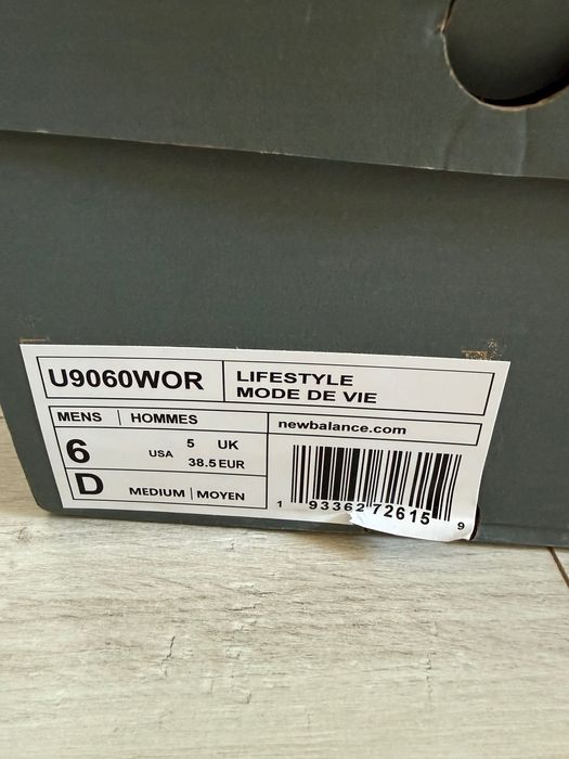 Маратонки new balance 9060