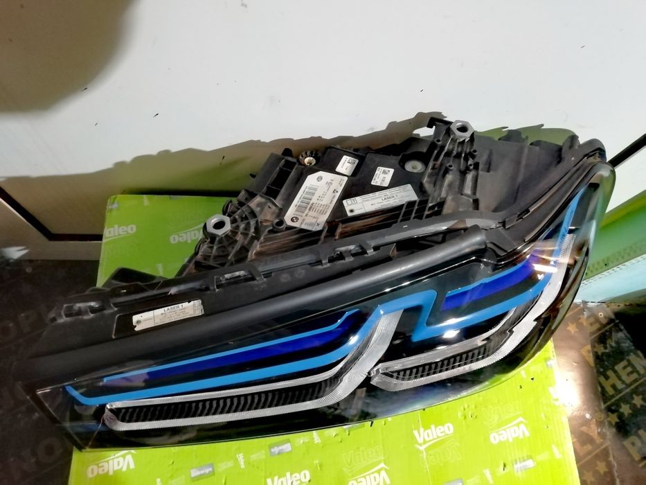 Фар Фарове за БМВ Г30 Г31 Лазер / BMW G30 G31 Laser BLACK LINE Lci.