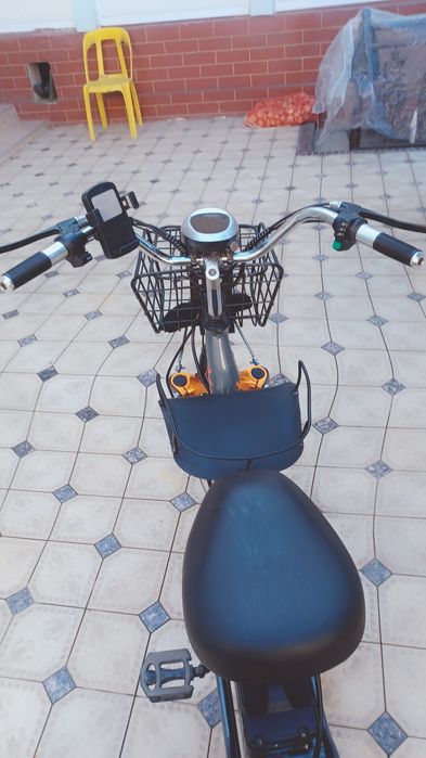 Veloskuter sotiladi srochni