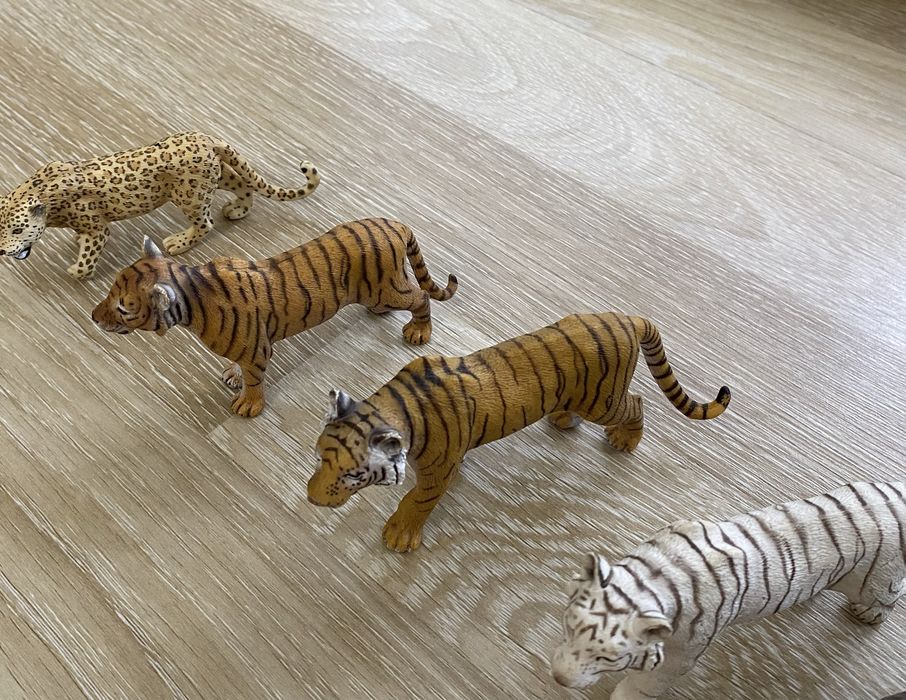 коллекционные фигурки и игрушки Schleich
