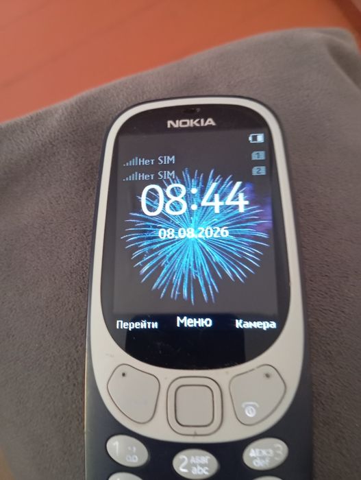 Продам Nokia 33 10