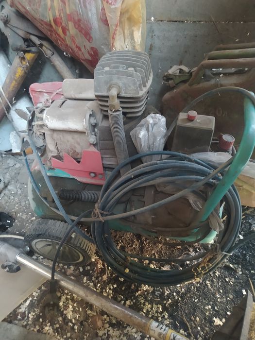 Продам компрессор