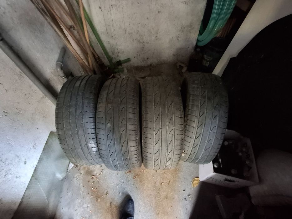 4 Cauciucuri mărimea 235/55 R17