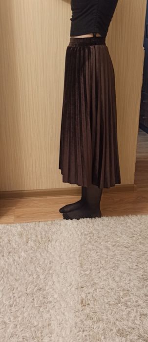 Велюровая красивая  юбка