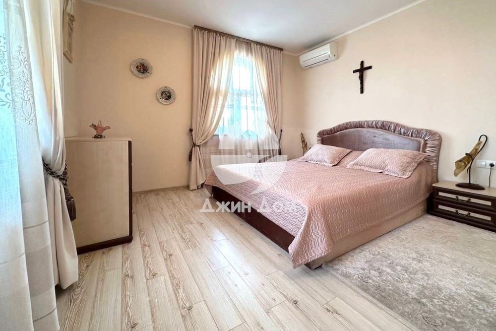 Продава се Тристаен апартамент в Несебър - 149 кв.м за 1939 €/кв.м - Снимка #4
