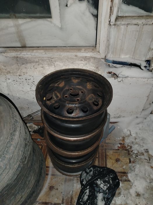 Шины с дисками 185,65,R15