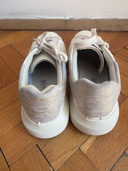 Маратонки от естествена кожа  Тенденз