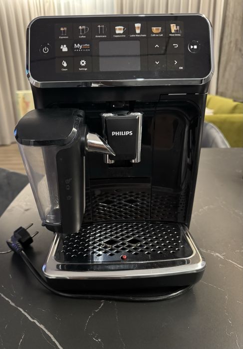 Philips series 5400 каферобот