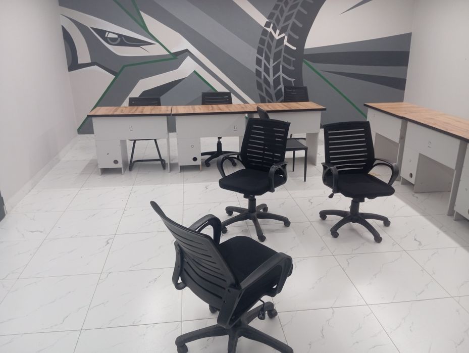 Офисные столы и стулья распродажа