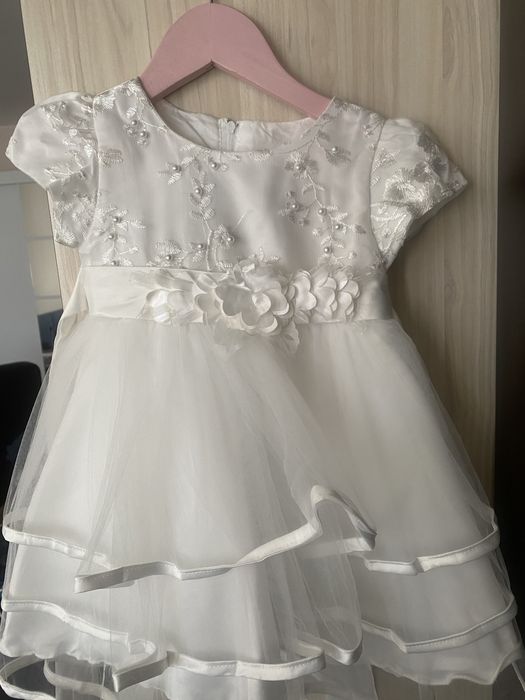 Рокли за кръщене