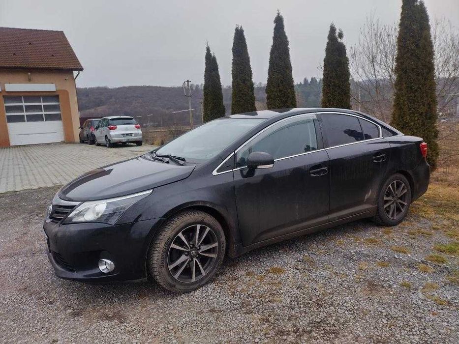 Toyota Avensis 1.8 benzina - Executiv