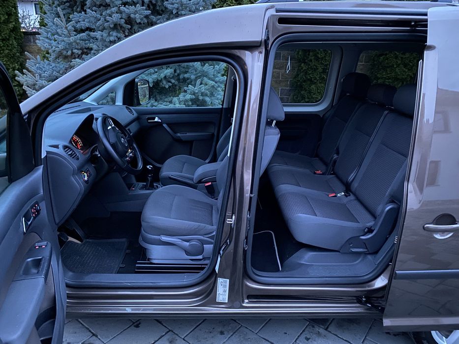 VW CADDY~2 ,0 Tdi~140-Cp-7~Locuri-2 uși la Spate-top