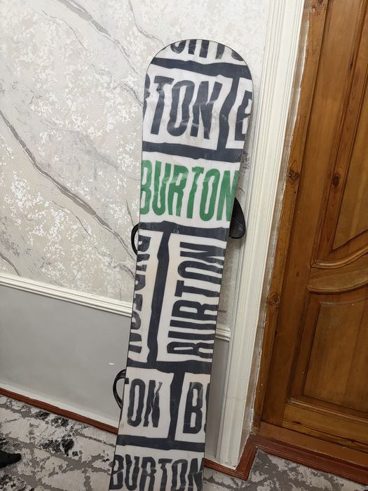 Сноуборд в комплекте Burton
