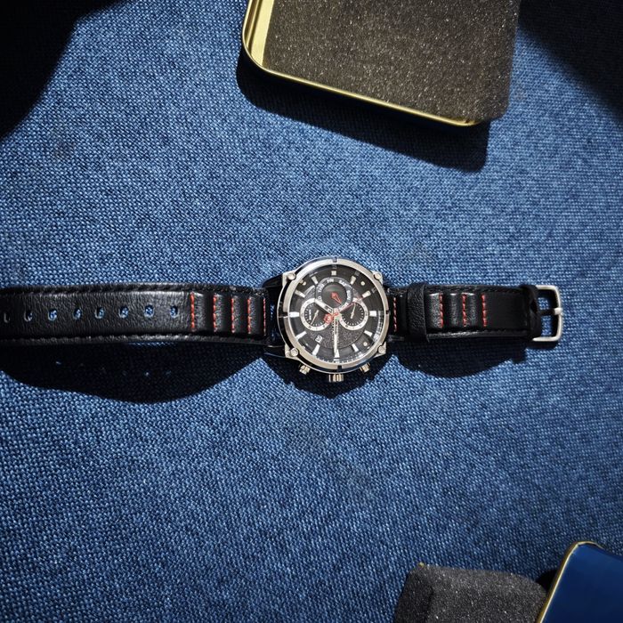 Часовник sergio tacchini