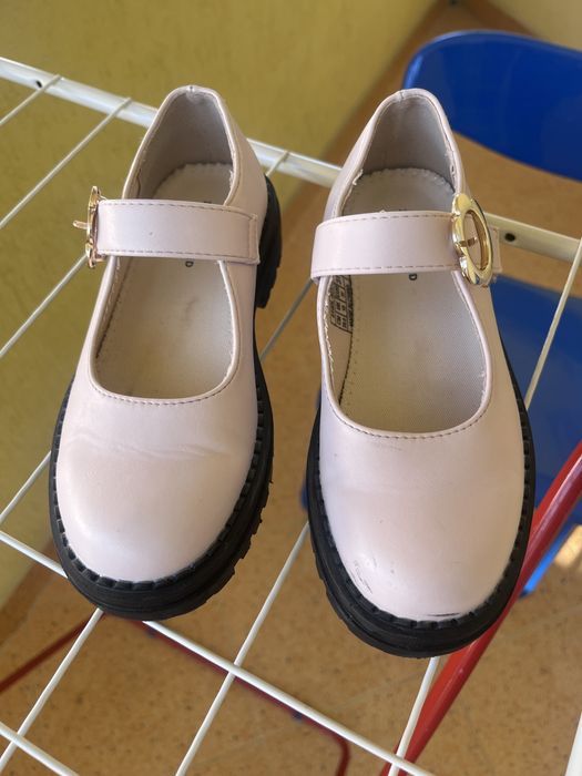 Детски обувки и сандали на Clarks, Reserved i Next