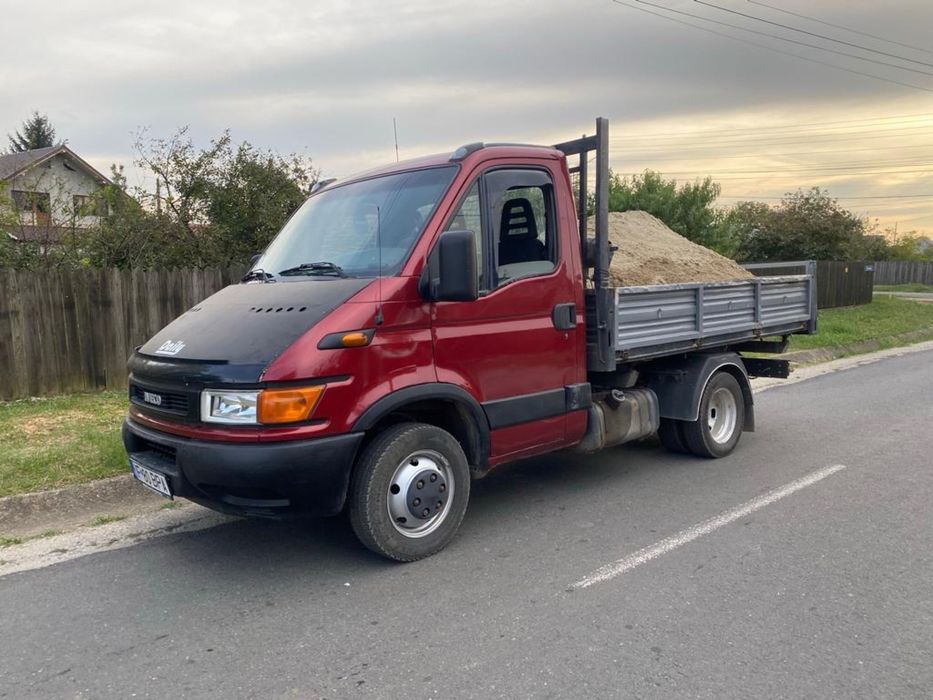 Nisip ,Piatra, Pământ Vegetal