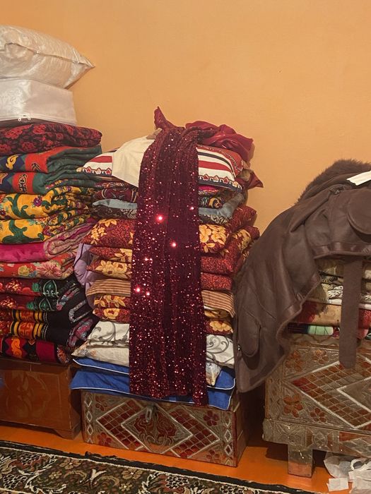 красное идеальное платье