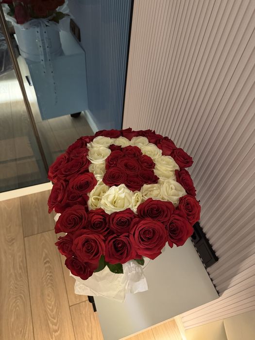 Букет корзина с буквой Д 51шт