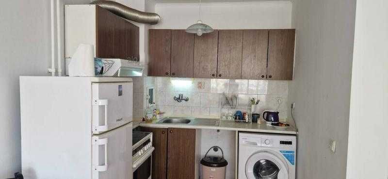 Дава се под наем Двустаен апартамент в Бургас, Зорница - 50 кв.м за 331.5 € - Снимка #1