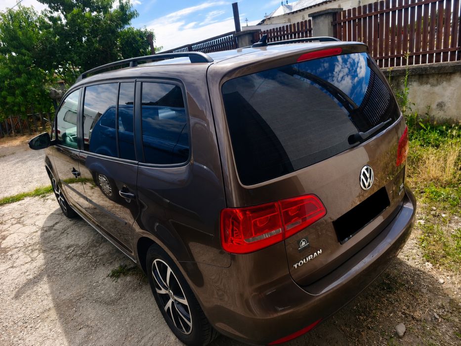 VOLKSWAGEN Touran 2012 — imagine 2