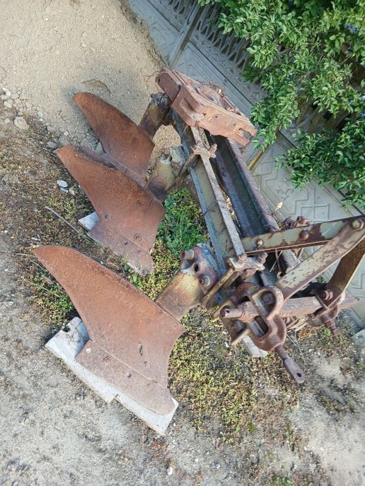 Plug pp3  pentru tractor
