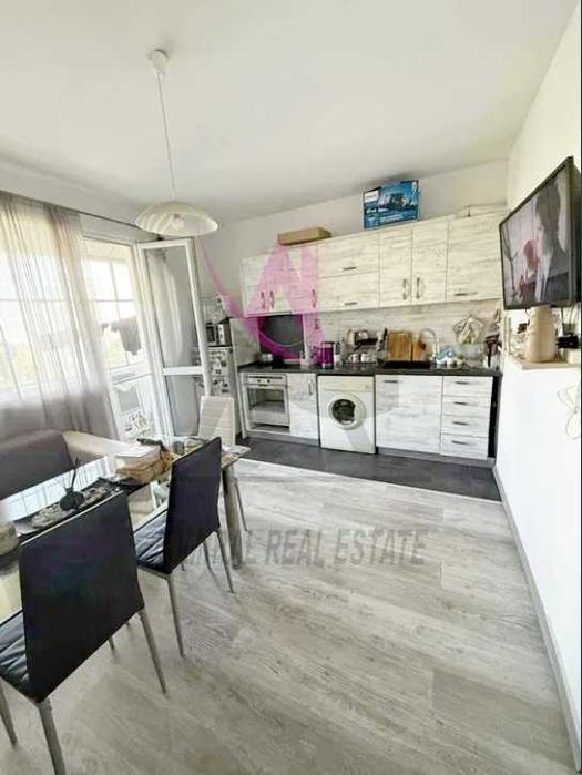 Дава се под наем Двустаен апартамент в Варна, Младост 1 - 55 кв.м за 460 € - Снимка #1