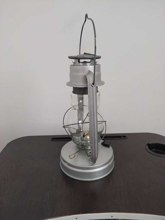 Светильники ретро. Разного стиля. Производства прошлого века.