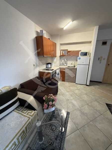 Продава се Двустаен апартамент в к.к. Слънчев бряг - 65 кв.м за 683 €/кв.м - Снимка #1