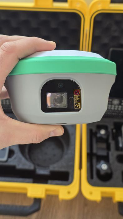 Sistem Rtk GPS KanQ super laser 100 m, 2Camere AlphaGeo South Emlid Me
