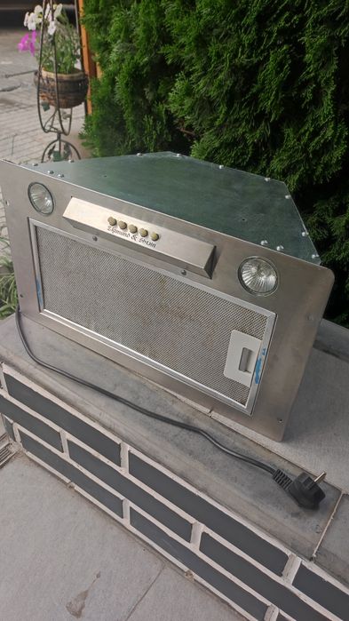 Продам встраиваемую вытяжку