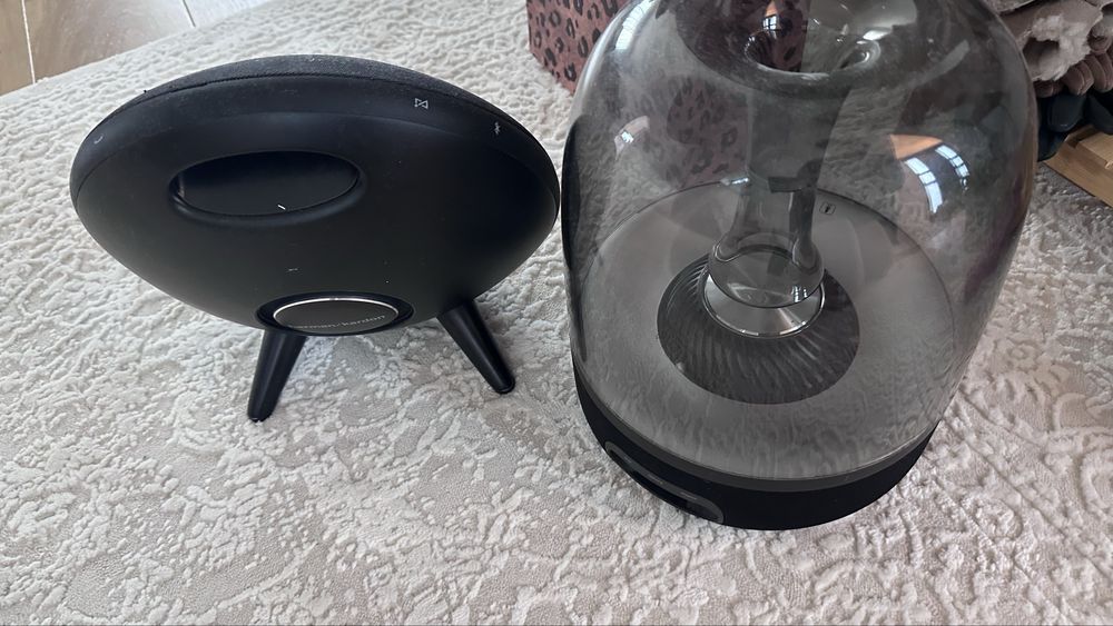 Harman Kardon Aura si Onyx