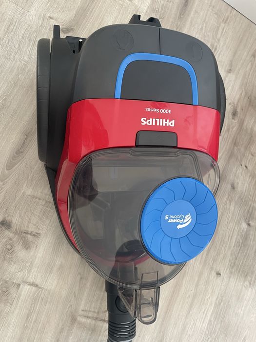 Aspirator Phillips fara sac, nou