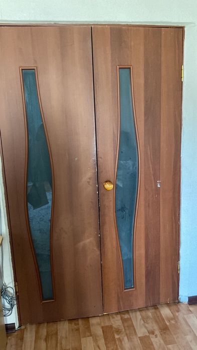 Срочно продам межкомнтные двери