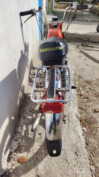Мопед "Карпаты" сотилади.