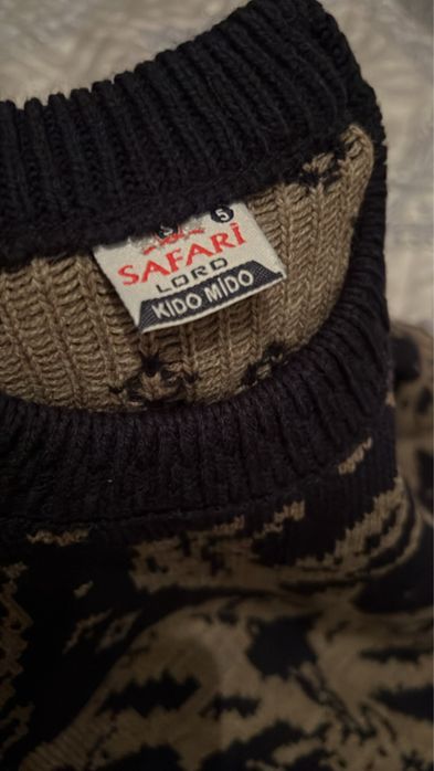 Кофта новая зимняя джемпер