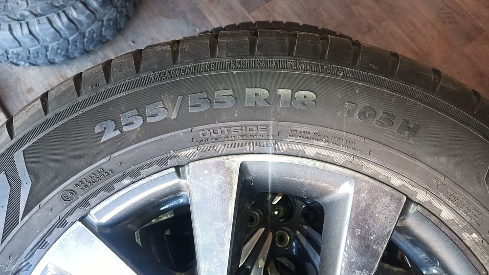 Шины летние 255/55/18