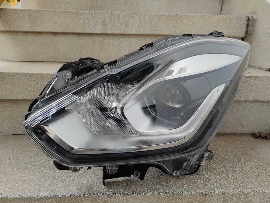 Фар Suzuki Swift LED ляв / Фар Сузуки Суифт Оригинален
