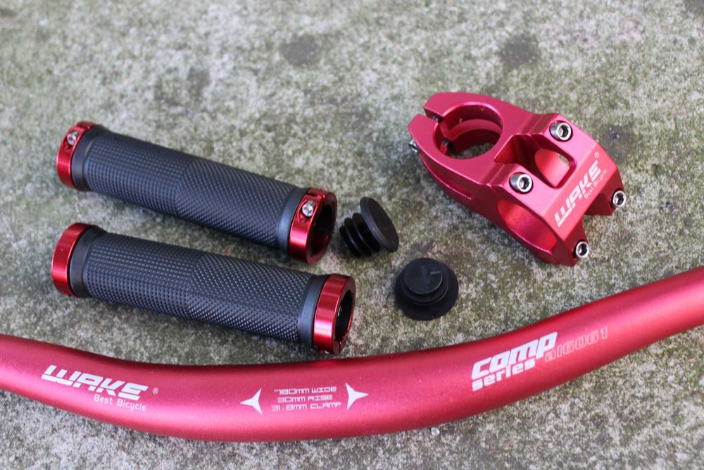 Wake set ghidon 780mm cu pipa si mansoane