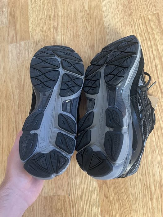Asycs nyc gel black