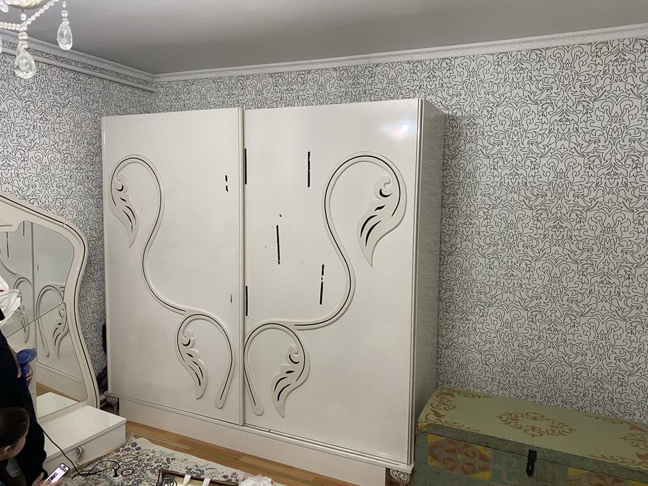 Спальный гарнитур