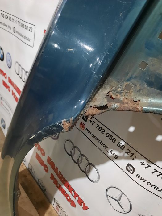 Крыло правое на Ауди В4