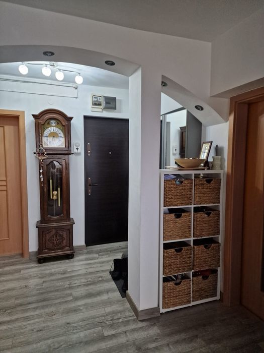 Apartament 2 camere decomandat!