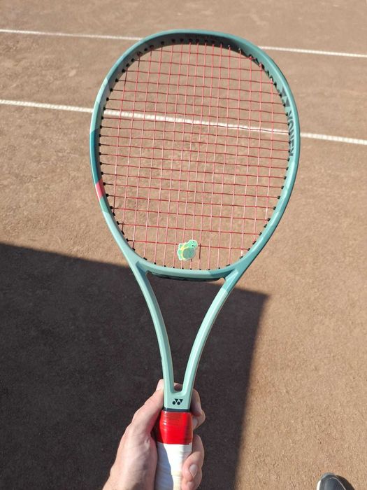 Racheta Yonex Percept 100 300g