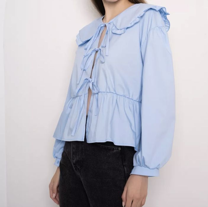 Женская рубашка на завязках