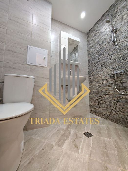 Уютна и стилно обзаведена гарсониера в жк.Изгрев. КЛЮЧ в Офиса