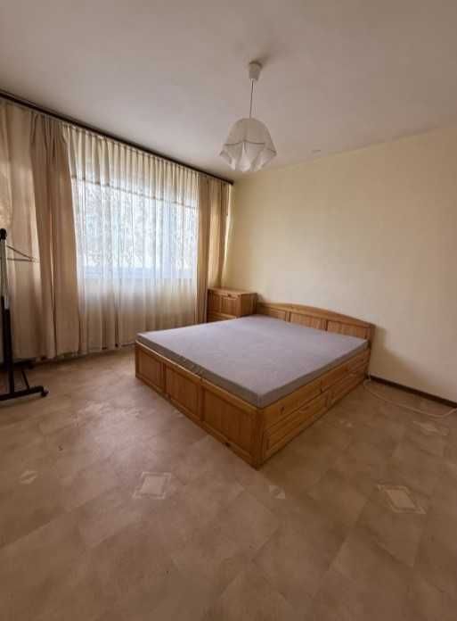 Дава се под наем Двустаен апартамент в София, Изток - 65 кв.м за 383 € - Снимка #2